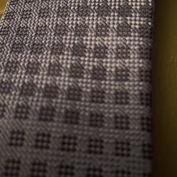 Michael Kors Tie - Picture 4 of 6